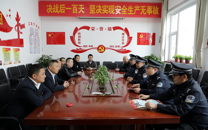 消防进区队1.jpg